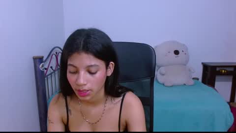 Snapshot of hinata_9 chatting on October 26, 2025, 2:06 am      0600AM-1100AM - online show from October 26, 2025, 2:06 am