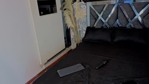 FANE AND DAVID online show from December 5, 2025, 2:31 am