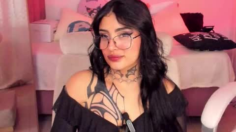 Snapshot of hinataweed01 chatting on September 9, 2025, 2:00 am  Karol  Independent Model online show from September 9, 2025, 2:00 am
