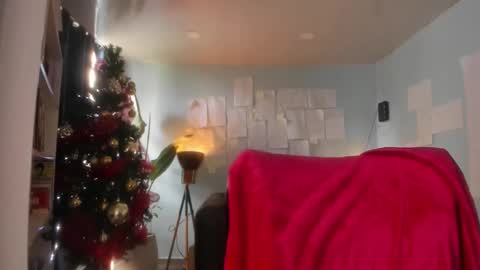 Snapshot of hinnata69 chatting on November 19, 2025, 5:02 pm Hinnata online show from November 19, 2025, 5:02 pm