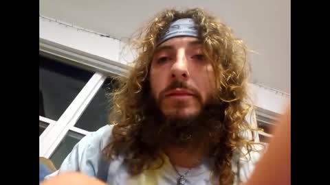 Snapshot of hippiejagain chatting on October 4, 2025, 3:15 am hippiejagain online show from October 4, 2025, 3:15 am