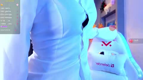 Ella online show from November 28, 2025, 6:21 pm