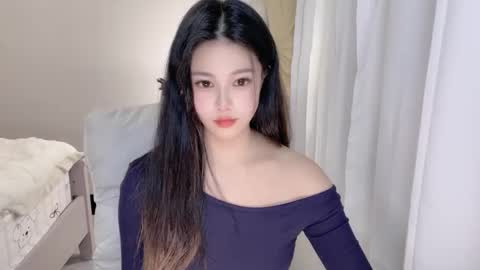 hkchengcheng online show from November 30, 2025, 2:54 pm