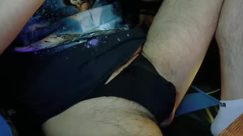 Snapshot of hnrygoo chatting on November 16, 2025, 4:18 am hnrygoo online show from November 16, 2025, 4:18 am