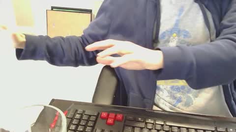 Snapshot of hoboayoyo chatting on November 16, 2025, 6:13 pm Hentai man online show from November 16, 2025, 6:13 pm