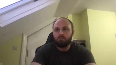 Snapshot of hockeyboy230425 chatting on December 14, 2025, 7:58 am hockeyboy230425 online show from December 14, 2025, 7:58 am