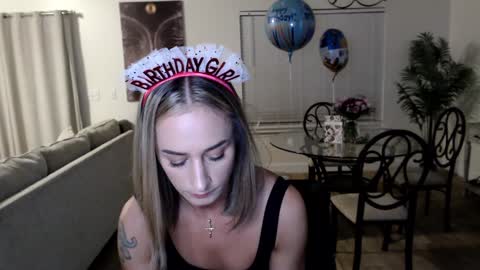 Holi Hurricane online show from January 20, 2025, 3:48 am