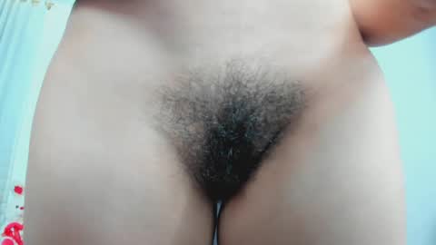 holly... online show from February 14, 2025, 5:46 pm