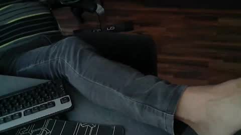 hollymollysucker online show from November 16, 2025, 9:59 am