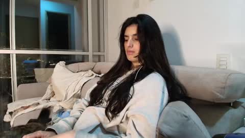 Snapshot of hollyshit_ chatting on November 23, 2025, 12:54 am hollyshit_ online show from November 23, 2025, 12:54 am