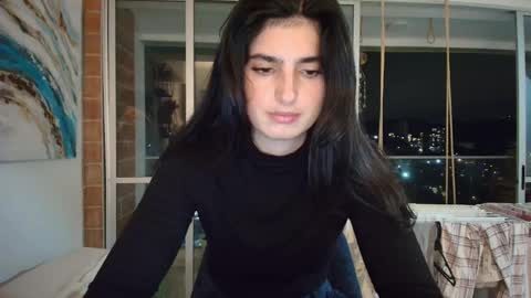 Snapshot of hollyshit_ chatting on November 24, 2025, 12:32 am hollyshit_ online show from November 24, 2025, 12:32 am