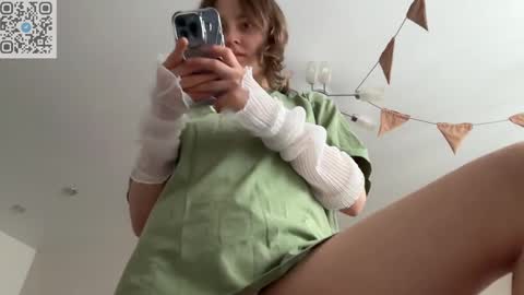 dori not holy get my tg channel with link from description under last photo online show from February 12, 2025, 12:55 pm