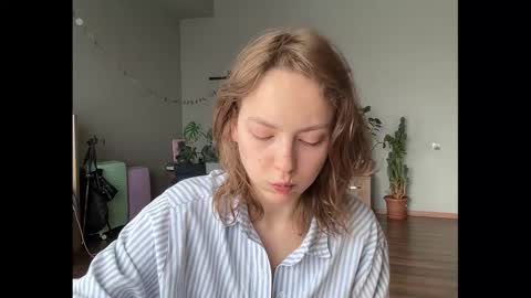 dori not holy get my tg channel with link from description under last photo online show from September 10, 2025, 11:54 am