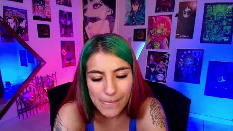 Snapshot of holyeva chatting on January 31, 2025, 10:10 pm online show from January 31, 2025, 10:10 pm