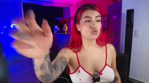 Snapshot of holyeva chatting on October 24, 2025, 12:30 am online show from October 24, 2025, 12:30 am