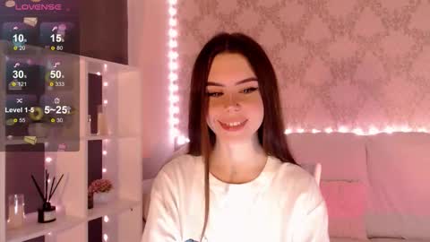 Snapshot of holymiax chatting on September 29, 2025, 3:33 am Mia online show from September 29, 2025, 3:33 am