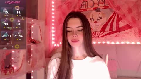 Mia online show from October 26, 2025, 3:34 am