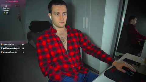 Snapshot of honestandrew chatting on February 10, 2025, 9:58 am Andrew online show from February 10, 2025, 9:58 am