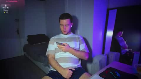 Snapshot of honestandrew chatting on February 12, 2025, 7:13 am Andrew online show from February 12, 2025, 7:13 am