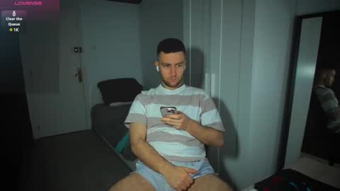 Snapshot of honestandrew chatting on February 25, 2025, 4:42 pm Andrew online show from February 25, 2025, 4:42 pm