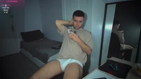 Snapshot of honestandrew chatting on March 11, 2025, 6:52 pm Andrew online show from March 11, 2025, 6:52 pm