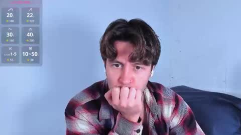 Snapshot of honestandrew chatting on November 30, 2025, 10:19 am Andrew online show from November 30, 2025, 10:19 am