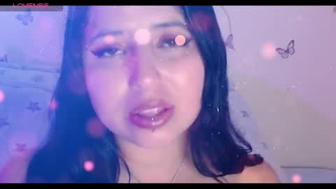 Snapshot of honey_buns_1 chatting on November 30, 2025, 3:16 pm mimi online show from November 30, 2025, 3:16 pm