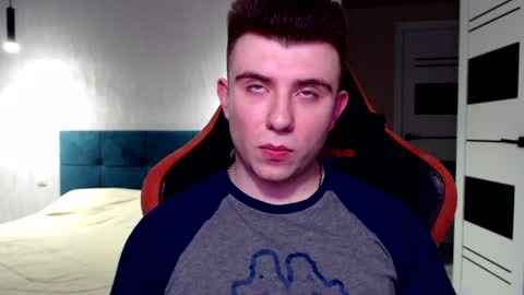 Snapshot of honey_furry chatting on December 13, 2024, 7:21 pm Wolfy online show from December 13, 2024, 7:21 pm