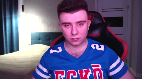 Snapshot of honey_furry chatting on January 14, 2025, 6:13 am Wolfy online show from January 14, 2025, 6:13 am