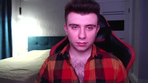 Snapshot of honey_furry chatting on January 24, 2025, 8:22 pm Wolfy online show from January 24, 2025, 8:22 pm