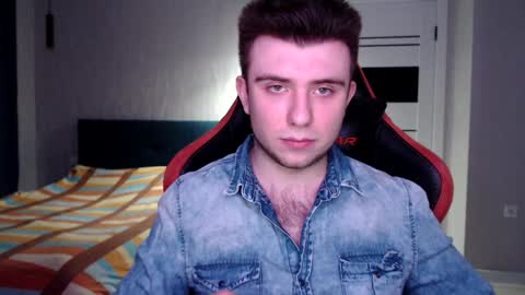 Snapshot of honey_furry chatting on January 31, 2025, 2:15 am Wolfy online show from January 31, 2025, 2:15 am