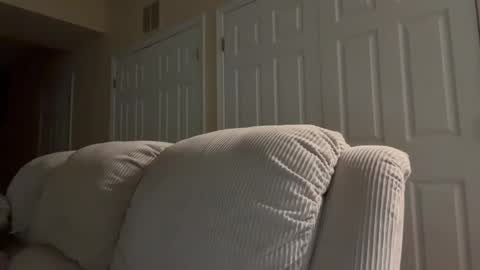 honey_man14 online show from December 10, 2024, 8:19 am