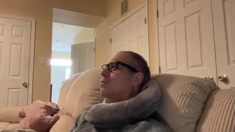 honey_man14 online show from December 23, 2024, 3:01 pm