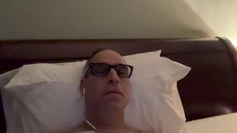 honey_man14 online show from January 2, 2025, 11:06 pm