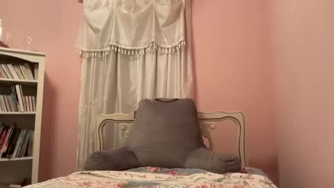 honey_man14 online show from September 18, 2025, 8:22 pm