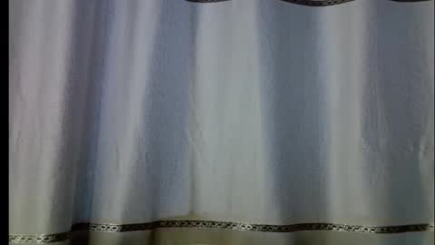 honey_plumx1 online show from December 15, 2025, 11:58 am