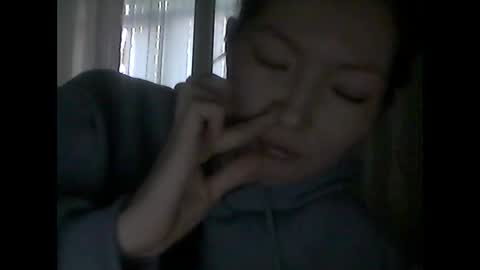 Snapshot of honey_yuzu chatting on November 6, 2025, 10:49 am honey_yuzu online show from November 6, 2025, 10:49 am