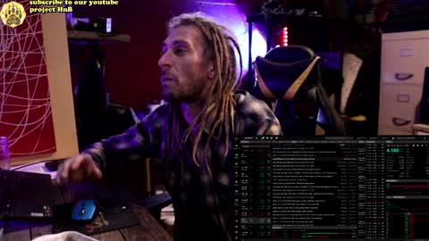 Snapshot of honeyand_thebear chatting on December 9, 2024, 4:15 pm Honey and Bear online show from December 9, 2024, 4:15 pm