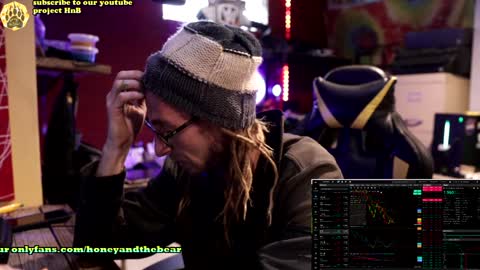 Snapshot of honeyand_thebear chatting on December 19, 2024, 4:13 pm Honey and Bear online show from December 19, 2024, 4:13 pm