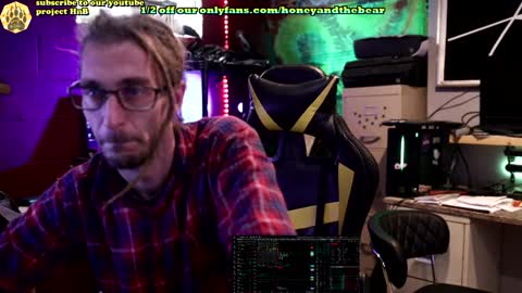 Snapshot of honeyand_thebear chatting on February 5, 2025, 3:52 pm Honey and Bear online show from February 5, 2025, 3:52 pm