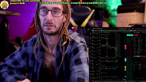 Snapshot of honeyand_thebear chatting on February 13, 2025, 1:37 pm Honey and Bear online show from February 13, 2025, 1:37 pm