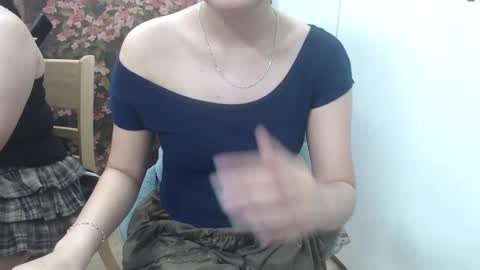 honeybaby2k online show from October 22, 2025, 4:18 pm