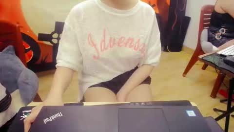 honeybaby2k online show from November 4, 2025, 1:48 am