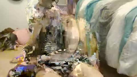 Snapshot of honeybear19 chatting on October 23, 2025, 6:50 pm HoneyBear online show from October 23, 2025, 6:50 pm