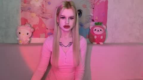 Lisa online show from November 17, 2025, 5:30 pm