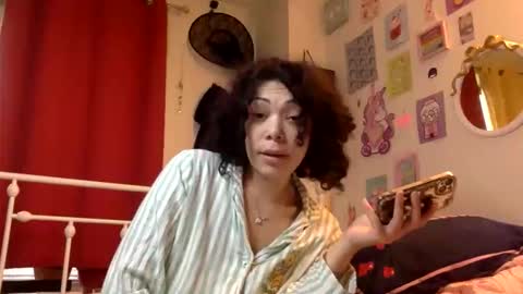 Snapshot of honeyruby chatting on November 21, 2025, 1:43 pm Ruby Sparks online show from November 21, 2025, 1:43 pm