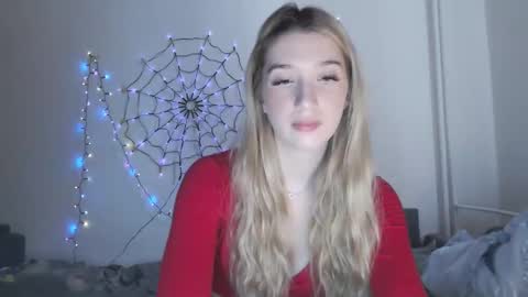 Snapshot of honeyveil chatting on November 21, 2025, 1:21 pm honeyveil online show from November 21, 2025, 1:21 pm