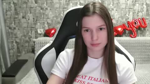 Snapshot of honeyynancyy chatting on March 11, 2025, 4:07 pm Nancy online show from March 11, 2025, 4:07 pm