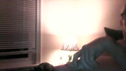 honj19747 online show from December 5, 2025, 10:35 am