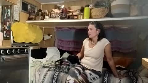 Snapshot of hoodoou chatting on December 15, 2025, 2:38 am hoodoou online show from December 15, 2025, 2:38 am